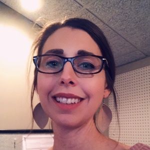 Meet your Posher, Lacey